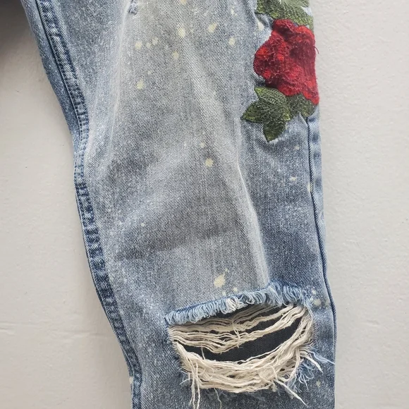 Pac Sun Embroidered Patches Paint Bleach Distressed Jeans /Unisex - Picture 4 of 9